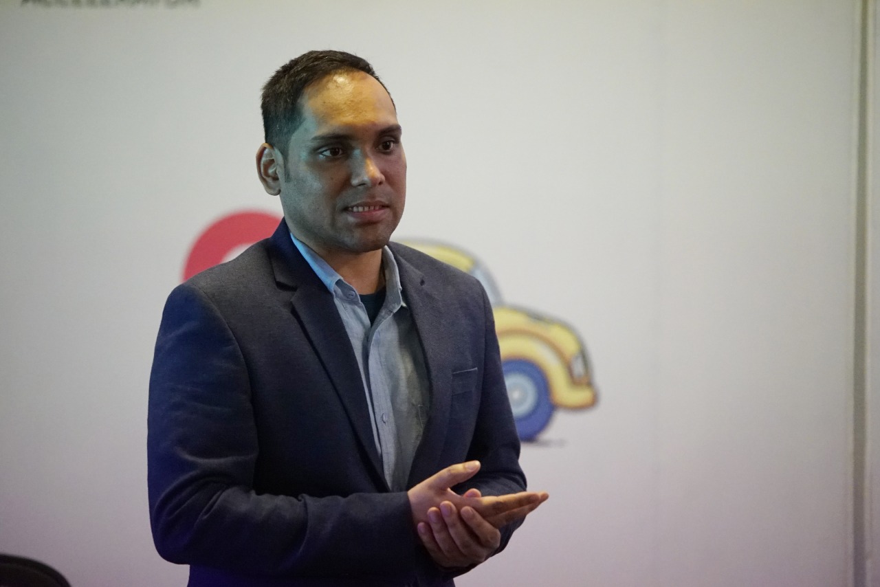 Bijon Islam conducts a session at the GP Accelerator