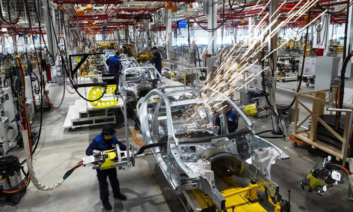 Draft Automobile Industry Development Policy: Address Issues to Reap Full Benefits