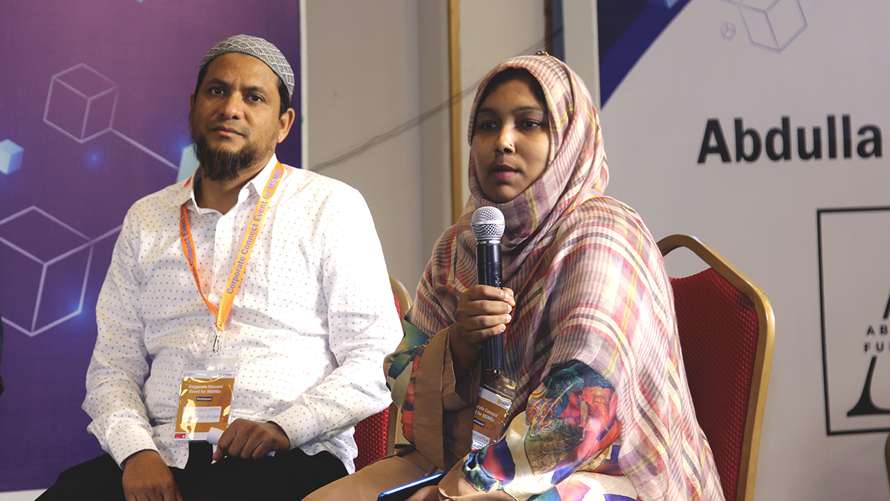 Maksuda Khatun, Proprietor of Shabab Leather speaking at the Panel Discussion