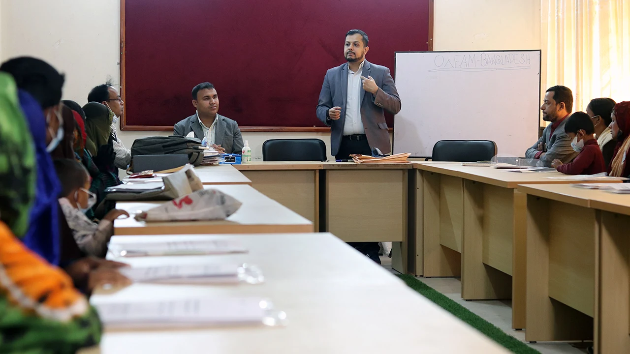 LightCastle Concludes an Accelerator Program for Oxfam’s Entrepreneur Development Program in Rangpur