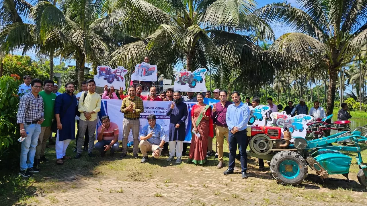 LightCastle, in partnership with Wegro Technologies and Green Delta Insurance, facilitates asset-backed equity instruments in agricultural machinery for farmers in Cox’s Bazar.