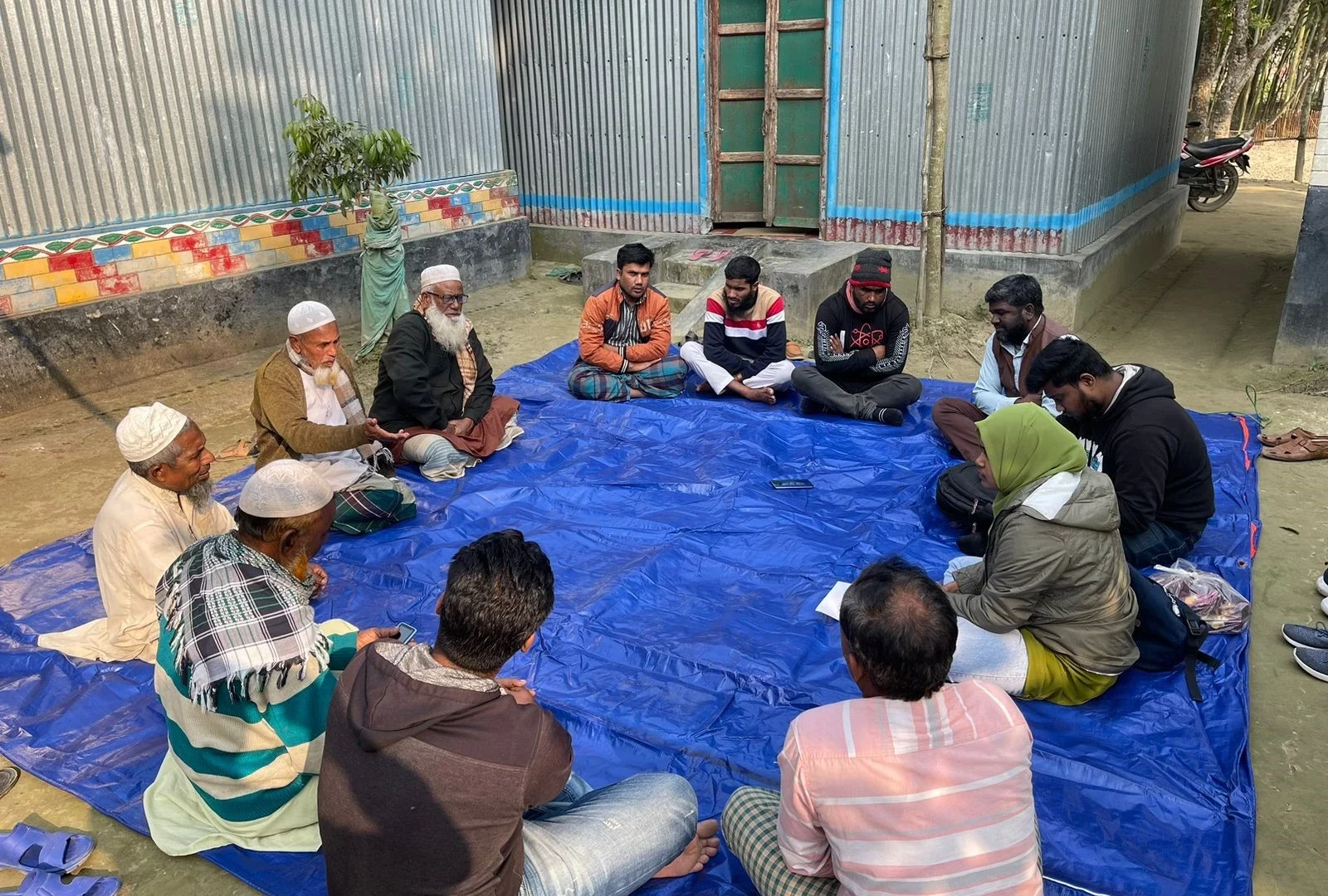 LCP Team conducting a Focused Group Discussion in Islampur